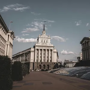 Presidency House Self Check-in Апартаменты